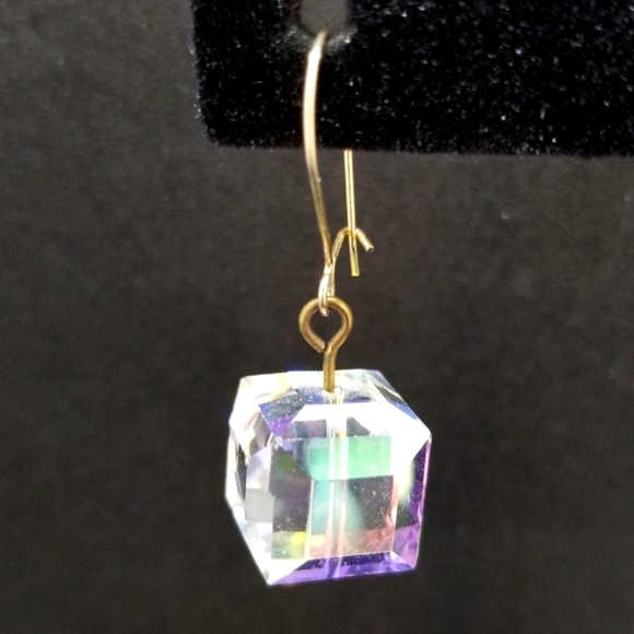 Aurora borealis glass crystal earrings - Picture 2 of 7